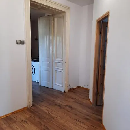Loft Next To The Old Town בית אירוח קרקוב